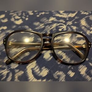 Vintage-style Aviator Frames similar to brands like Gucci, Porsche, or Lozza.